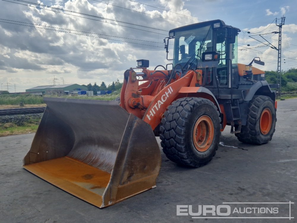 Hitachi ZW180 - Wheel loader: picture 1 Hitachi ZW180 - Wheel loader: picture 1