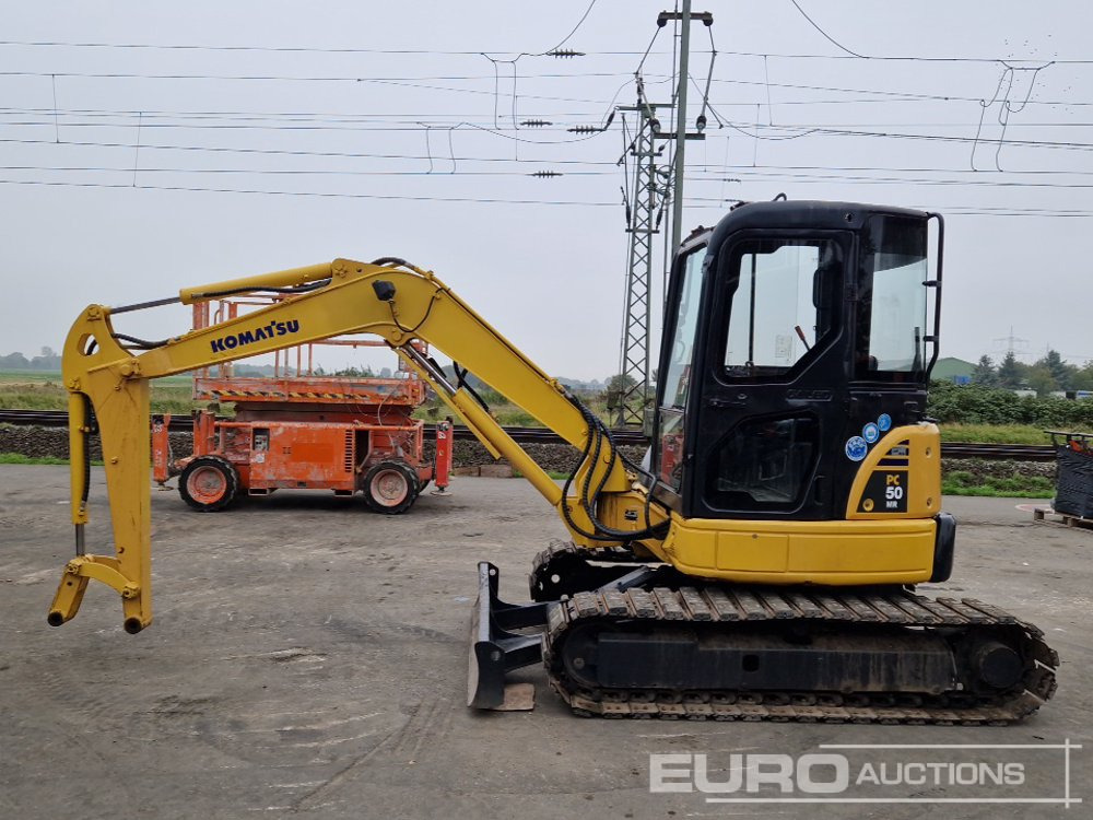 Komatsu PC50 MR-2 - Mini excavator: picture 2 Komatsu PC50 MR-2 - Mini excavator: picture 2