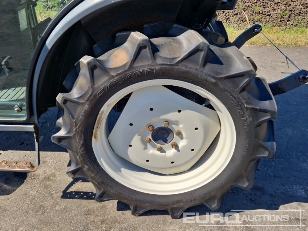 Compact tractor Kubota T240DF: picture 10