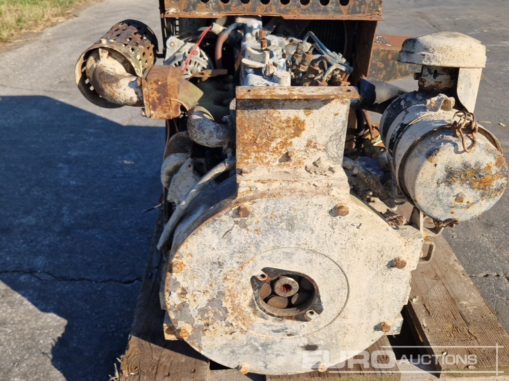 Engine Kubota V800 4 Cylinder Diesel Engine: picture 8