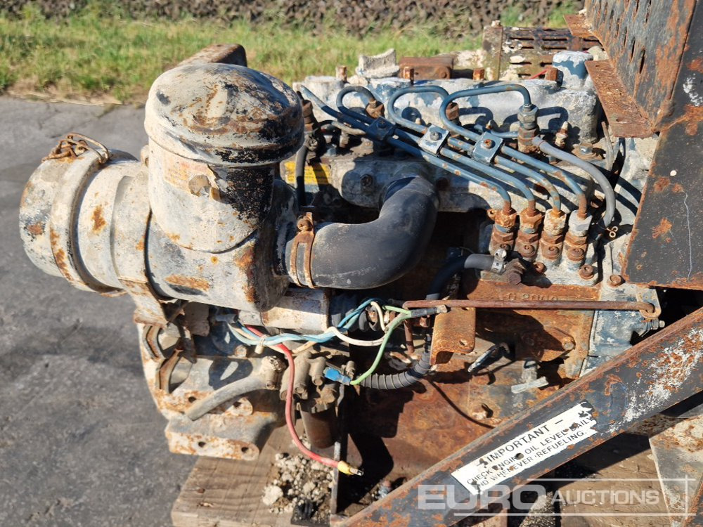 Engine Kubota V800 4 Cylinder Diesel Engine: picture 6