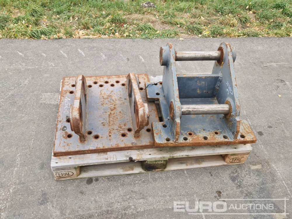 Liebherr Adapter Plate - Hydraulic hammer: picture 2 Liebherr Adapter Plate - Hydraulic hammer: picture 2