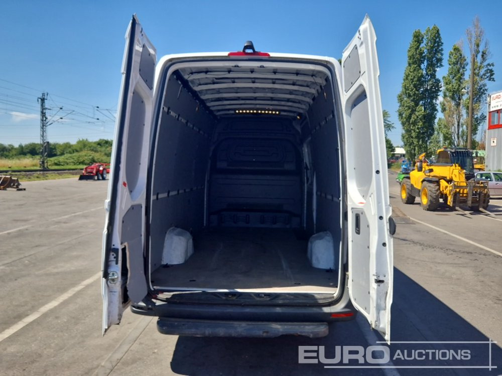 Panel van Mercedes Benz SPRINTER 317CDI: picture 19