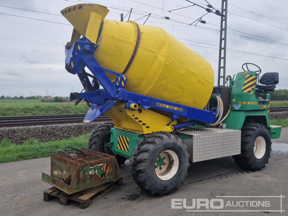 Merlo 3000 DBM 4WD Cement Mixer Truck - Concrete mixer truck: picture 1 Merlo 3000 DBM 4WD Cement Mixer Truck - Concrete mixer truck: picture 1