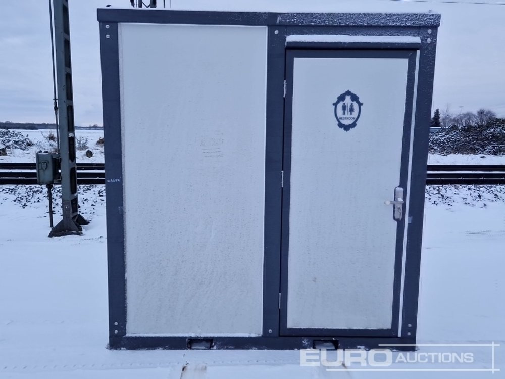 Portable Shower + Toilet, 7x5.5x8' - Construction container: picture 2 Portable Shower + Toilet, 7x5.5x8' - Construction container: picture 2