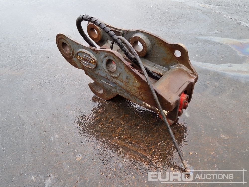 Strickland Quick Hitch - Quick coupler: picture 4 Strickland Quick Hitch - Quick coupler: picture 4