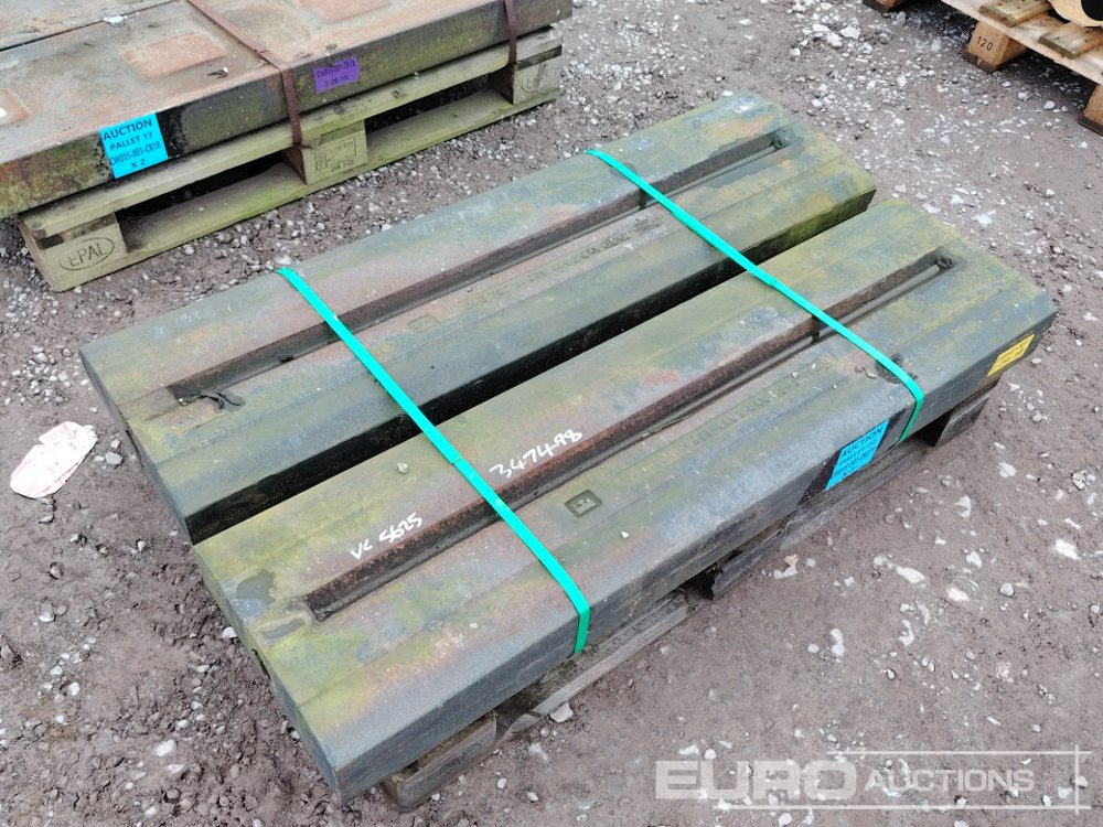 Terex Tp550 Chrome Blow Bars - Construction equipment: picture 1 Terex Tp550 Chrome Blow Bars - Construction equipment: picture 1