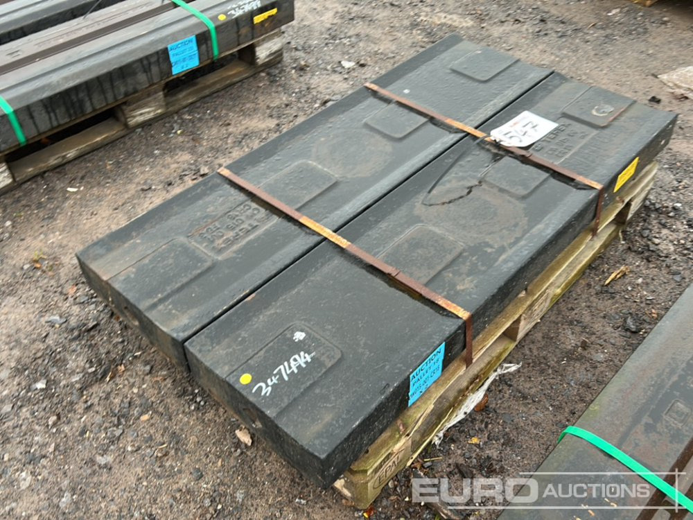 Terex Tp550 Chrome Blow Bars - Construction equipment: picture 4 Terex Tp550 Chrome Blow Bars - Construction equipment: picture 4