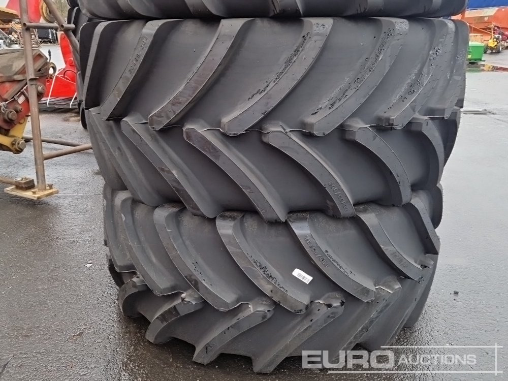 Unused Firestone 800/65R32 Tyres (4 of) - Tire: picture 4 Unused Firestone 800/65R32 Tyres (4 of) - Tire: picture 4