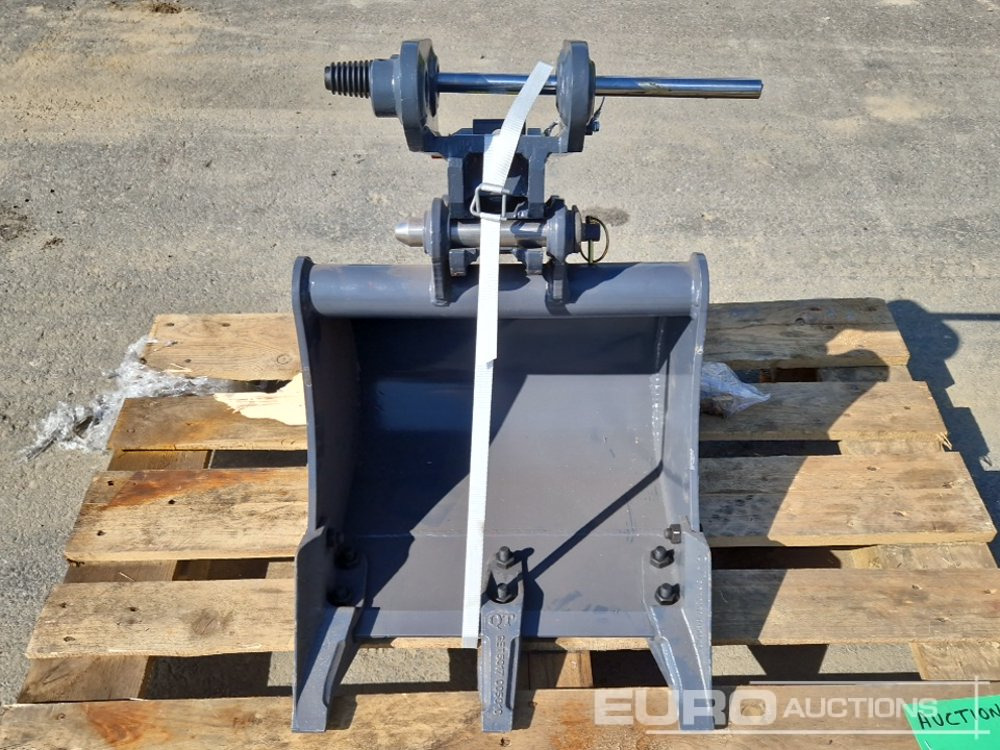 Unused Strickland 18" Digging Bucket + QH to suit Hitachi ZX19 - Bucket: picture 5 Unused Strickland 18" Digging Bucket + QH to suit Hitachi ZX19 - Bucket: picture 5