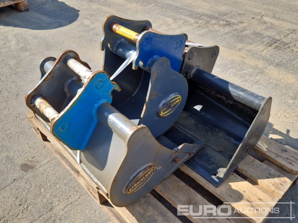 Unused Strickland 3B", 24", 12" Digging Buckets, MH03 to suit 1 Ton Excavator (3 of) - Bucket: picture 1 Unused Strickland 3B", 24", 12" Digging Buckets, MH03 to suit 1 Ton Excavator (3 of) - Bucket: picture 1