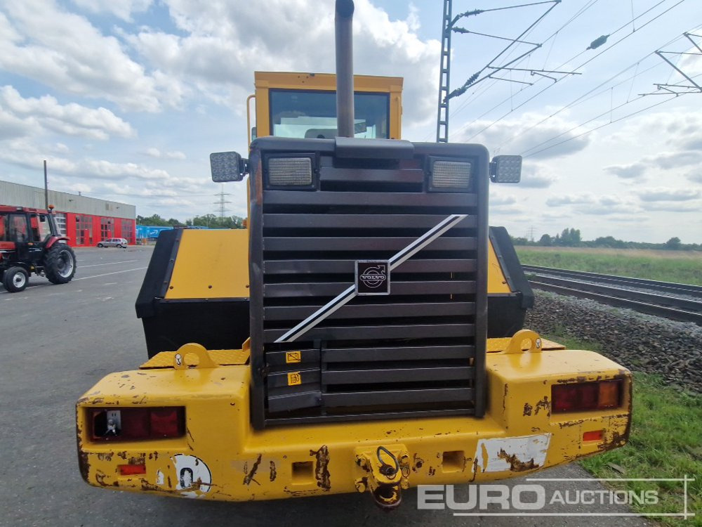 Volvo L90C - Wheel loader: picture 4 Volvo L90C - Wheel loader: picture 4