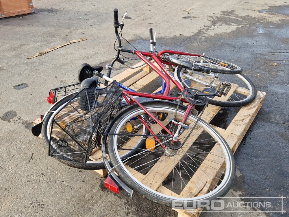 Womens Bicycles (2 of) - Garage equipment: picture 4 Womens Bicycles (2 of) - Garage equipment: picture 4