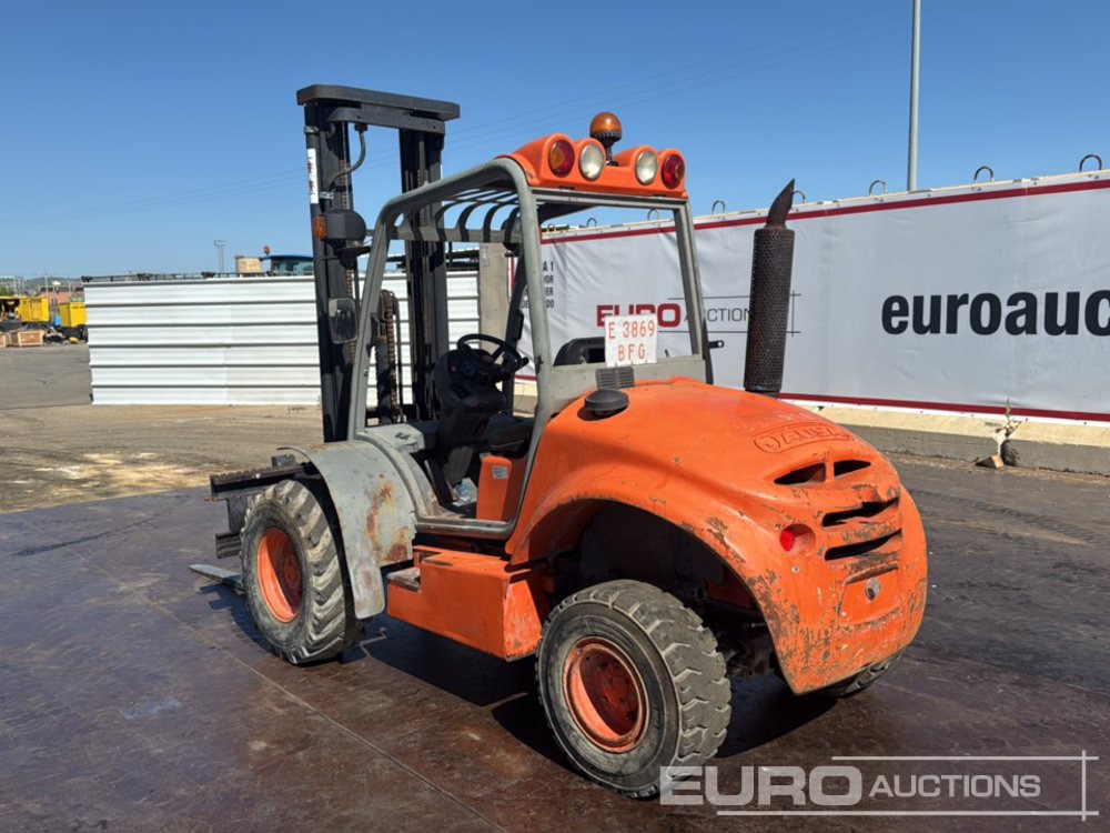 2008 Ausa CH-200 X4 - Rough terrain forklift: picture 3 2008 Ausa CH-200 X4 - Rough terrain forklift: picture 3