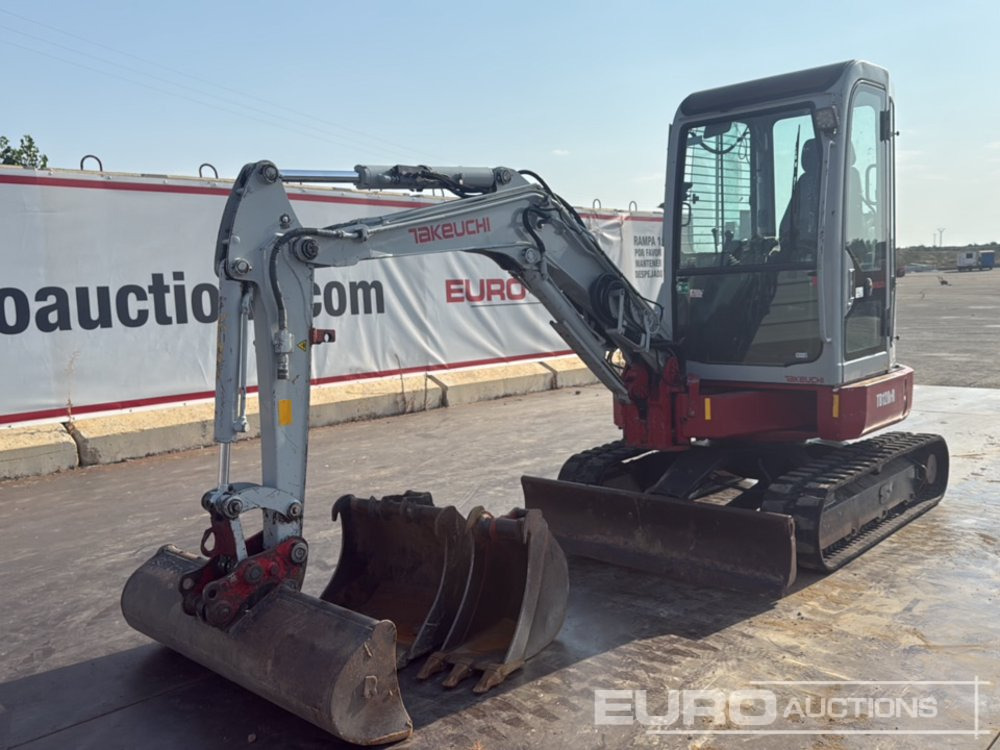 2010 Takeuchi TB128FR - Mini excavator: picture 1 2010 Takeuchi TB128FR - Mini excavator: picture 1