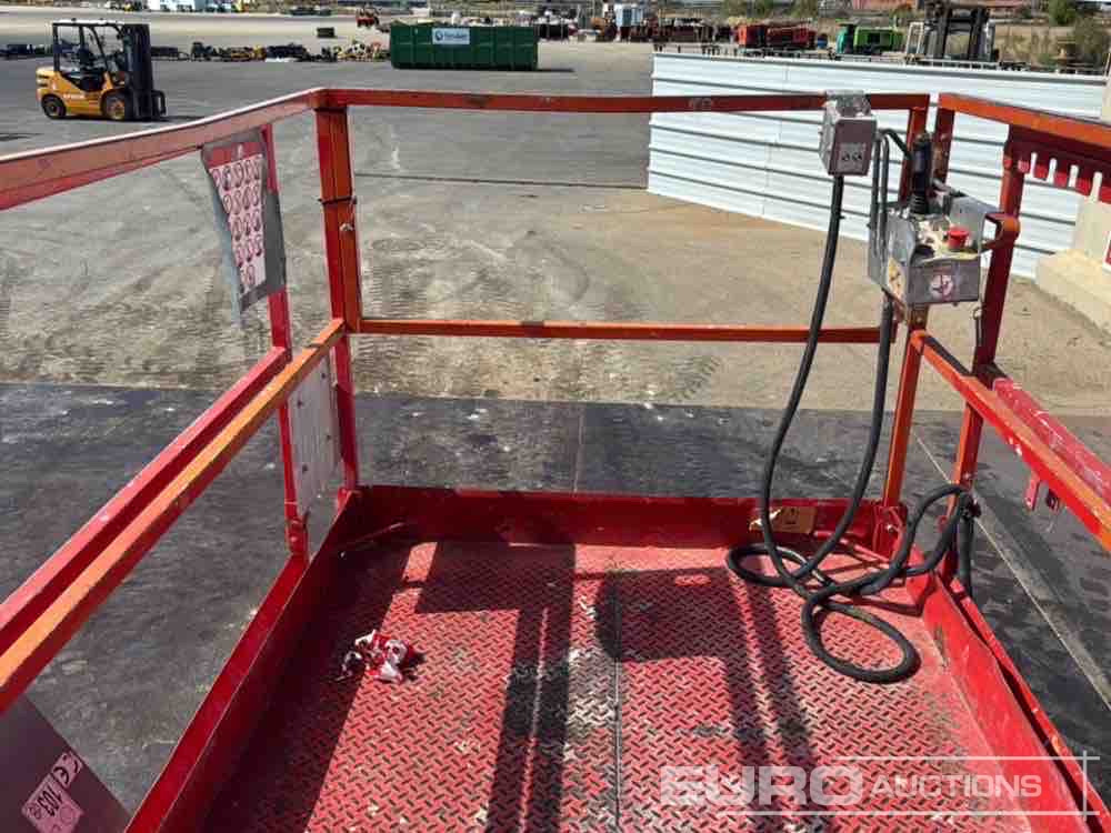 Aerial platform 2014 SkyJack SJ6832RT: picture 16