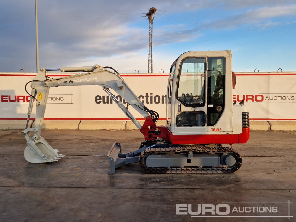 Takeuchi TB135 - Mini excavator: picture 2 Takeuchi TB135 - Mini excavator: picture 2
