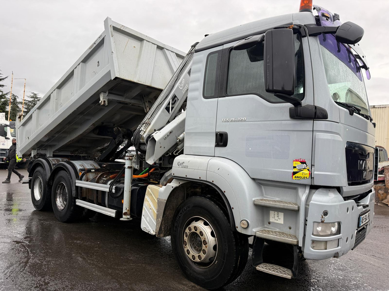 Camion porteur grue bi-benne MAN TGS 26.320 AB-504-HR - Tipper, Crane truck: picture 5 Camion porteur grue bi-benne MAN TGS 26.320 AB-504-HR - Tipper, Crane truck: picture 5