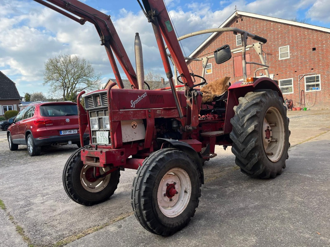 Case IH IHC 633 - Farm tractor: picture 1 Case IH IHC 633 - Farm tractor: picture 1