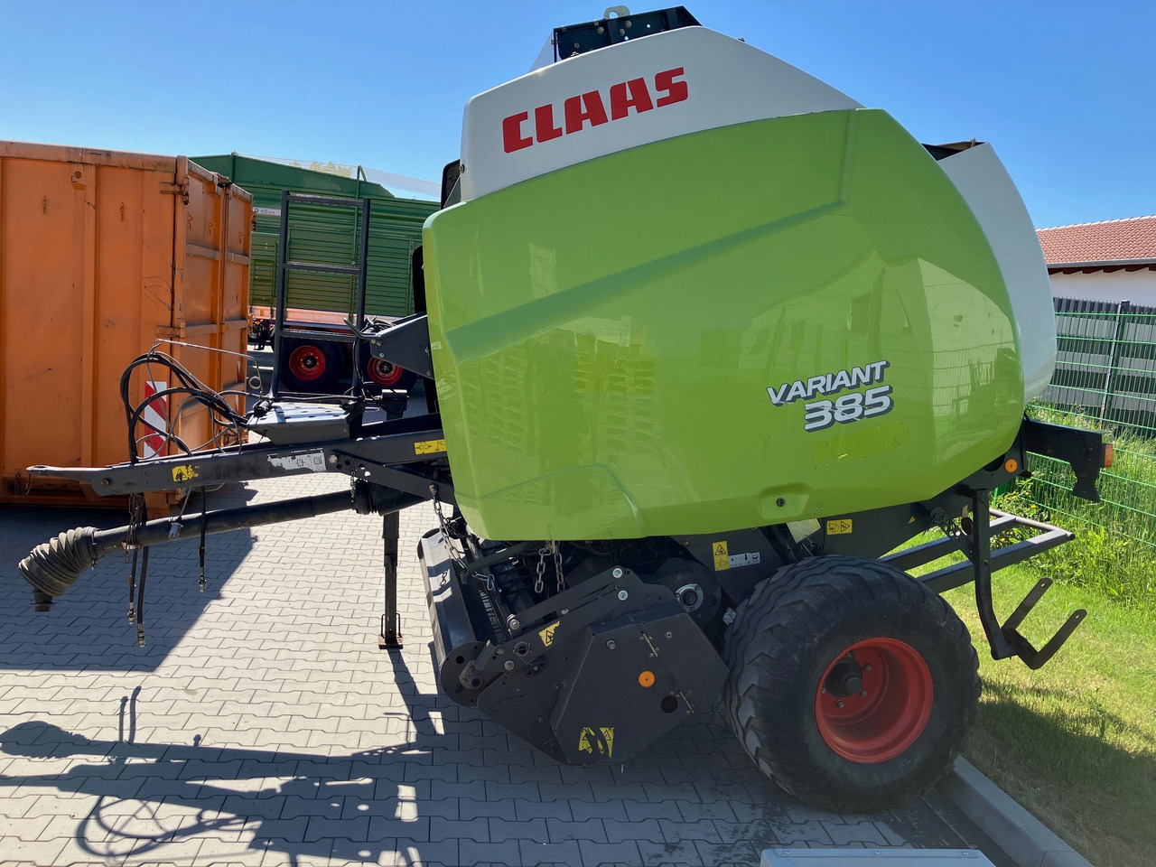Claas 385 RC - Tedding equipment: picture 1 Claas 385 RC - Tedding equipment: picture 1