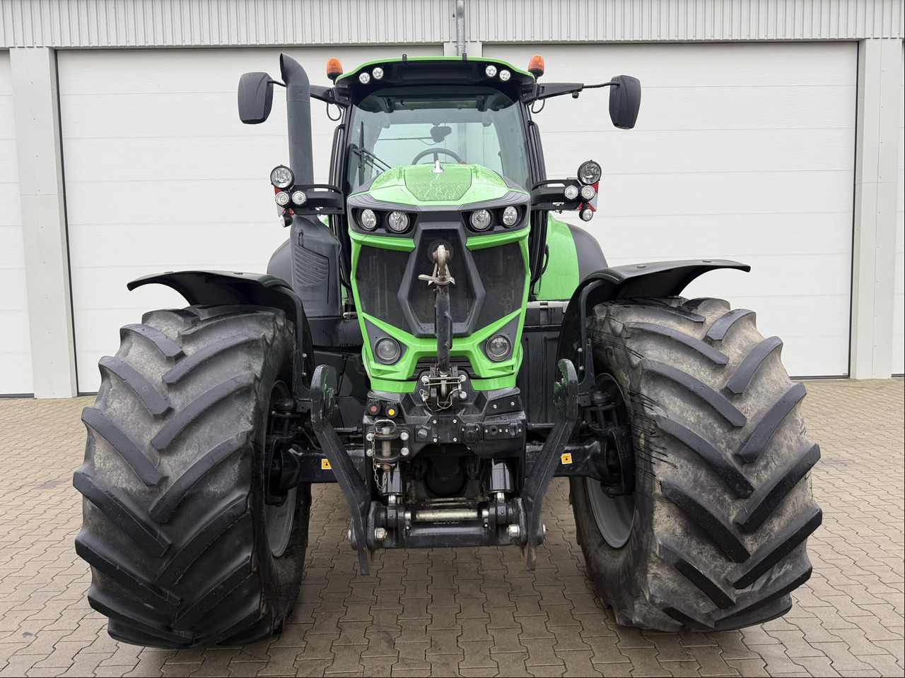 Deutz-Fahr Agrotron 7250 TTV - Farm tractor: picture 4 Deutz-Fahr Agrotron 7250 TTV - Farm tractor: picture 4