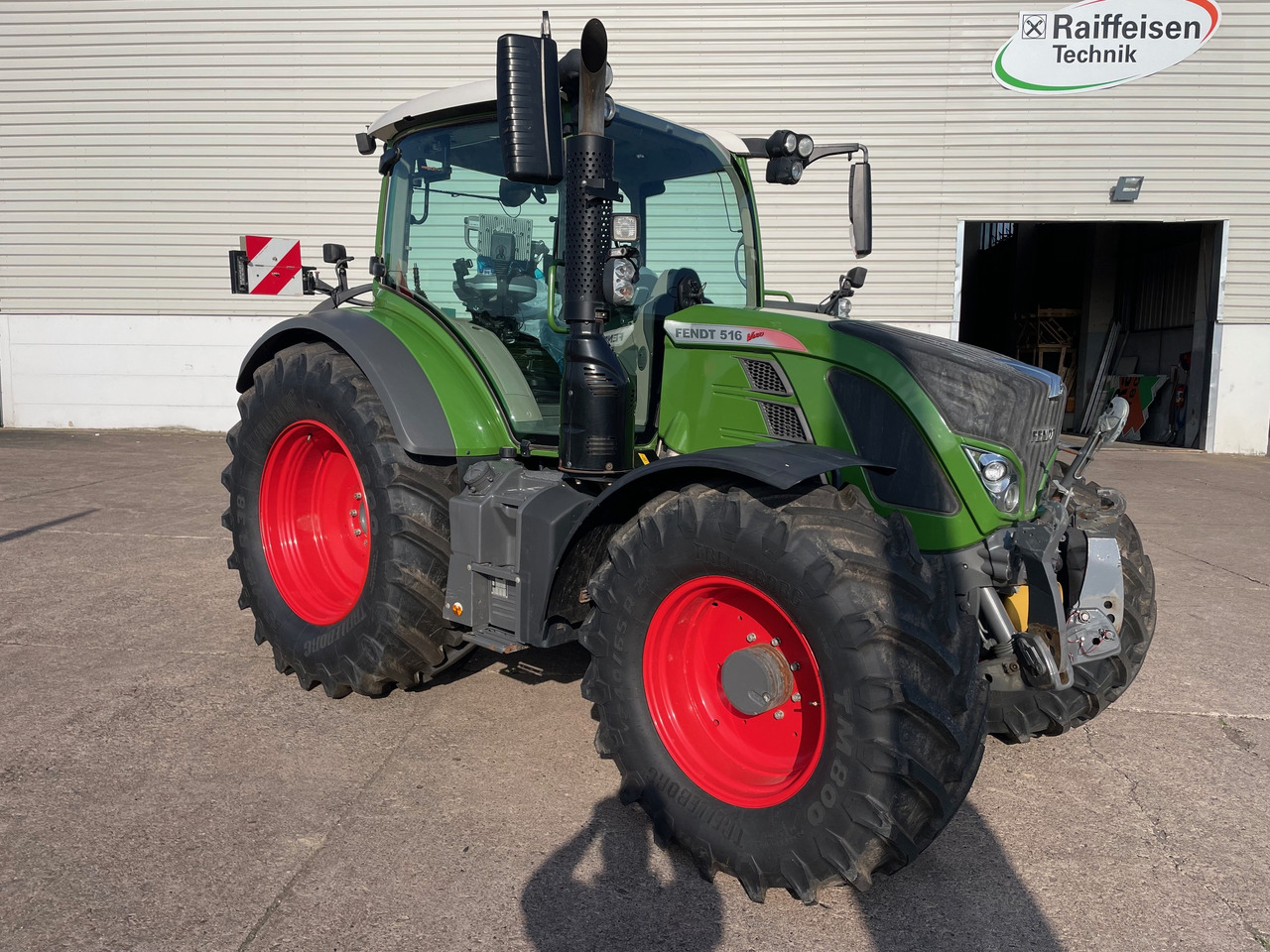 Fendt 516 Vario S4 ProfiPlus - Farm tractor: picture 1 Fendt 516 Vario S4 ProfiPlus - Farm tractor: picture 1