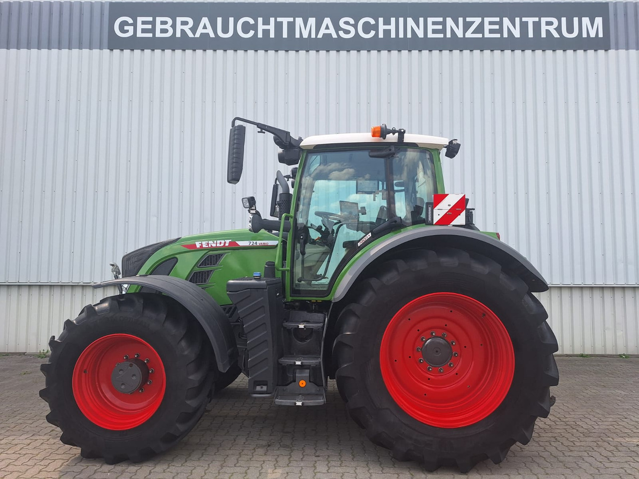 Fendt 724 Vario Gen6 Profi Setting2 - Farm tractor: picture 1 Fendt 724 Vario Gen6 Profi Setting2 - Farm tractor: picture 1