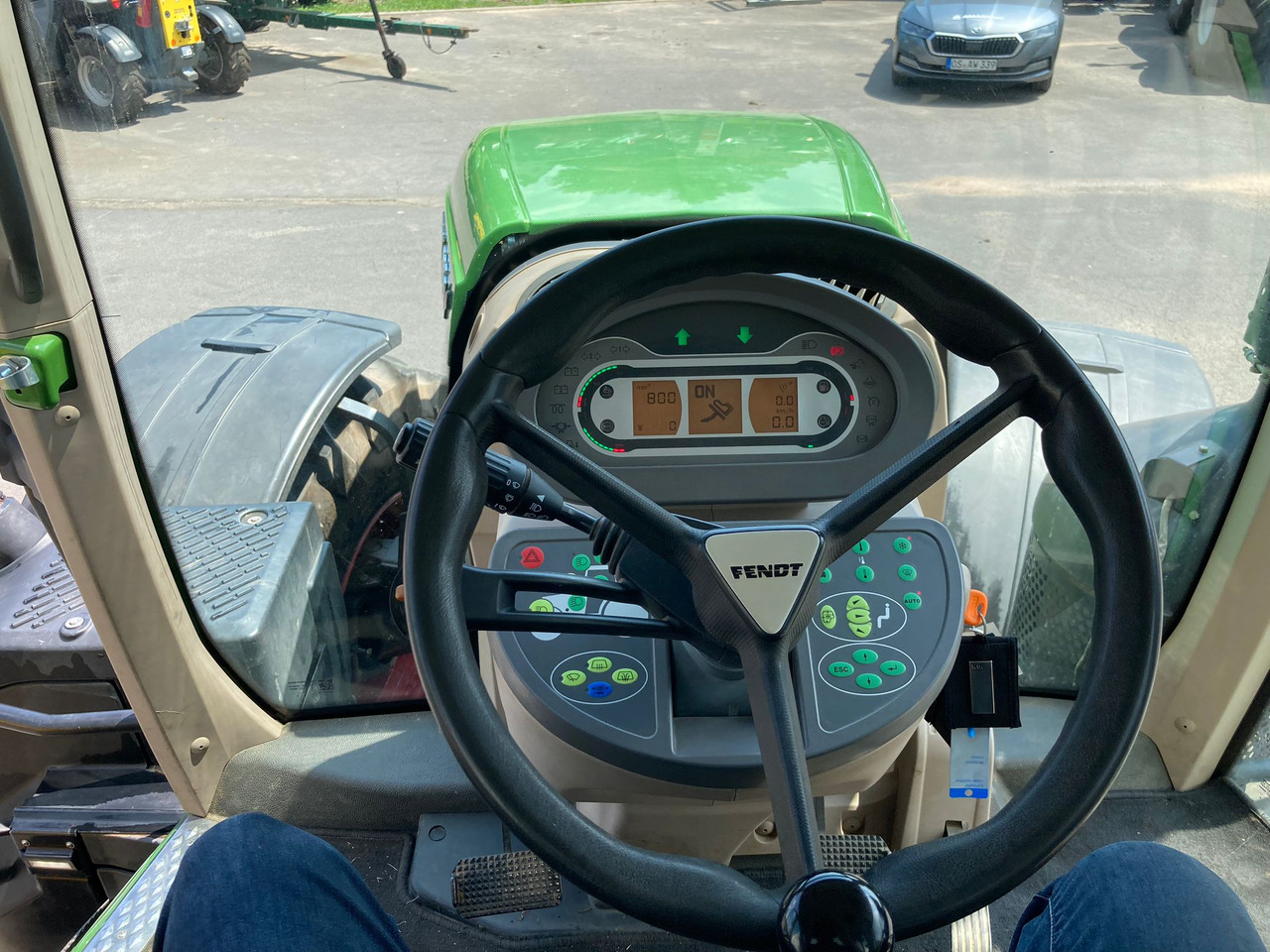 Fendt 826 Vario S4 Profi - Farm tractor: picture 2 Fendt 826 Vario S4 Profi - Farm tractor: picture 2