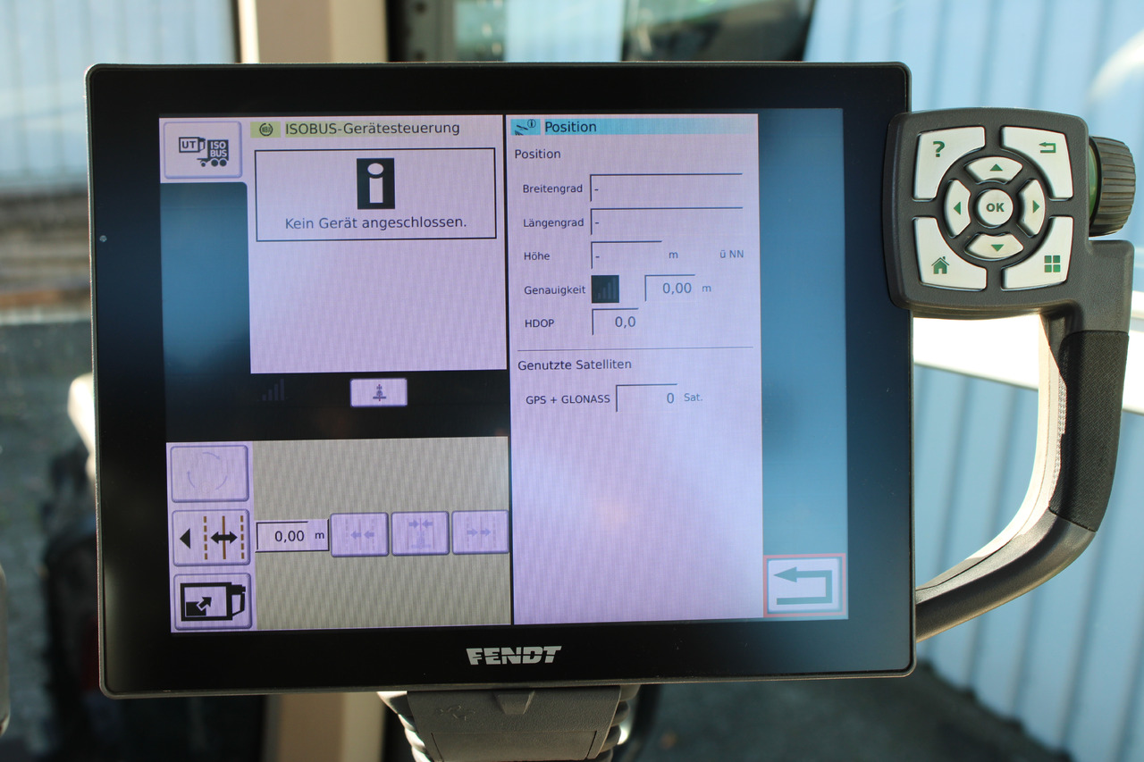 Fendt 828 Vario S4 Profi - Farm tractor: picture 3 Fendt 828 Vario S4 Profi - Farm tractor: picture 3