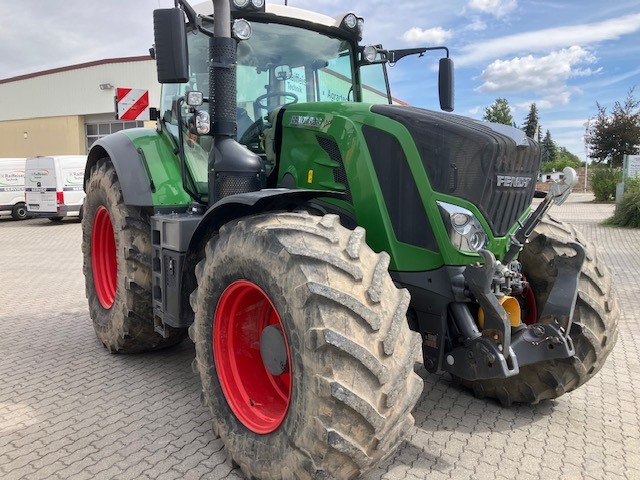 Fendt 828 Vario S4 Profi - Farm tractor: picture 1 Fendt 828 Vario S4 Profi - Farm tractor: picture 1