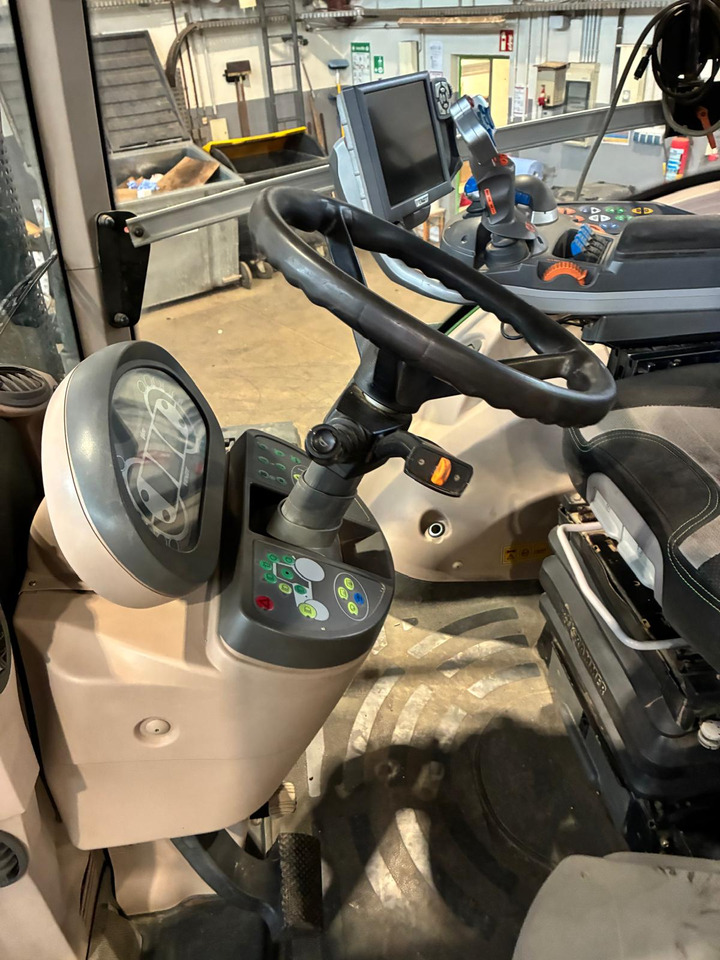 Fendt 828 Vario SCR ProfiPlus - Farm tractor: picture 3 Fendt 828 Vario SCR ProfiPlus - Farm tractor: picture 3