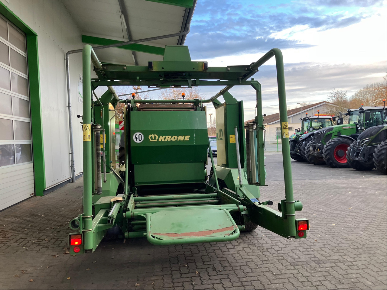 Krone CombiPack multicut 1500V - Tedding equipment: picture 4 Krone CombiPack multicut 1500V - Tedding equipment: picture 4