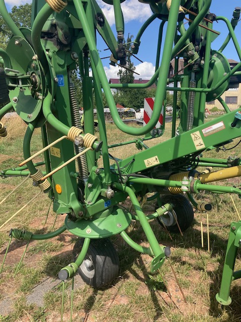Tedder/ Rake Krone KW 8.82/8: picture 6 Tedder/ Rake Krone KW 8.82/8: picture 6