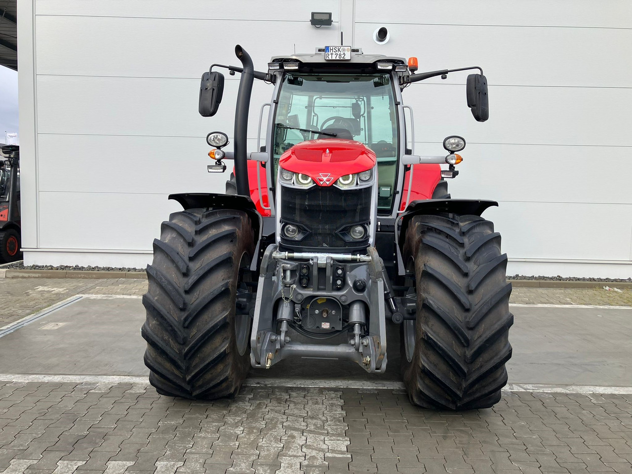 Massey Ferguson 7S.210 Dyna-VT EXCLUSIVE - Farm tractor: picture 5 Massey Ferguson 7S.210 Dyna-VT EXCLUSIVE - Farm tractor: picture 5