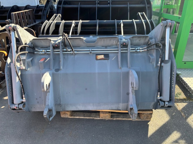 Schäffer Silage-Greifschaufel 1,80m - Livestock equipment: picture 2 Schäffer Silage-Greifschaufel 1,80m - Livestock equipment: picture 2