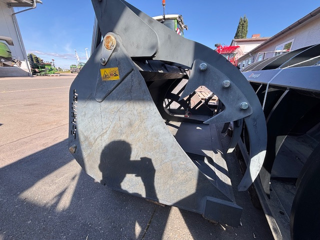 Schäffer Silage-Greifschaufel 1,80m - Livestock equipment: picture 3 Schäffer Silage-Greifschaufel 1,80m - Livestock equipment: picture 3