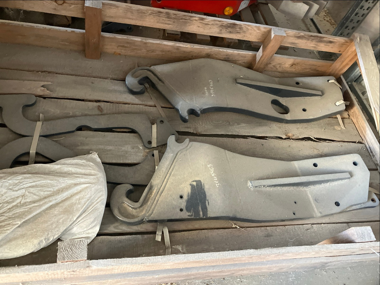 Stoll Frontladerkonsolen für 500er - Front loader for tractor: picture 1 Stoll Frontladerkonsolen für 500er - Front loader for tractor: picture 1