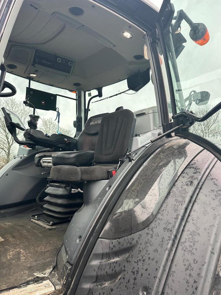 Valtra N 154 Direct - Farm tractor: picture 3 Valtra N 154 Direct - Farm tractor: picture 3