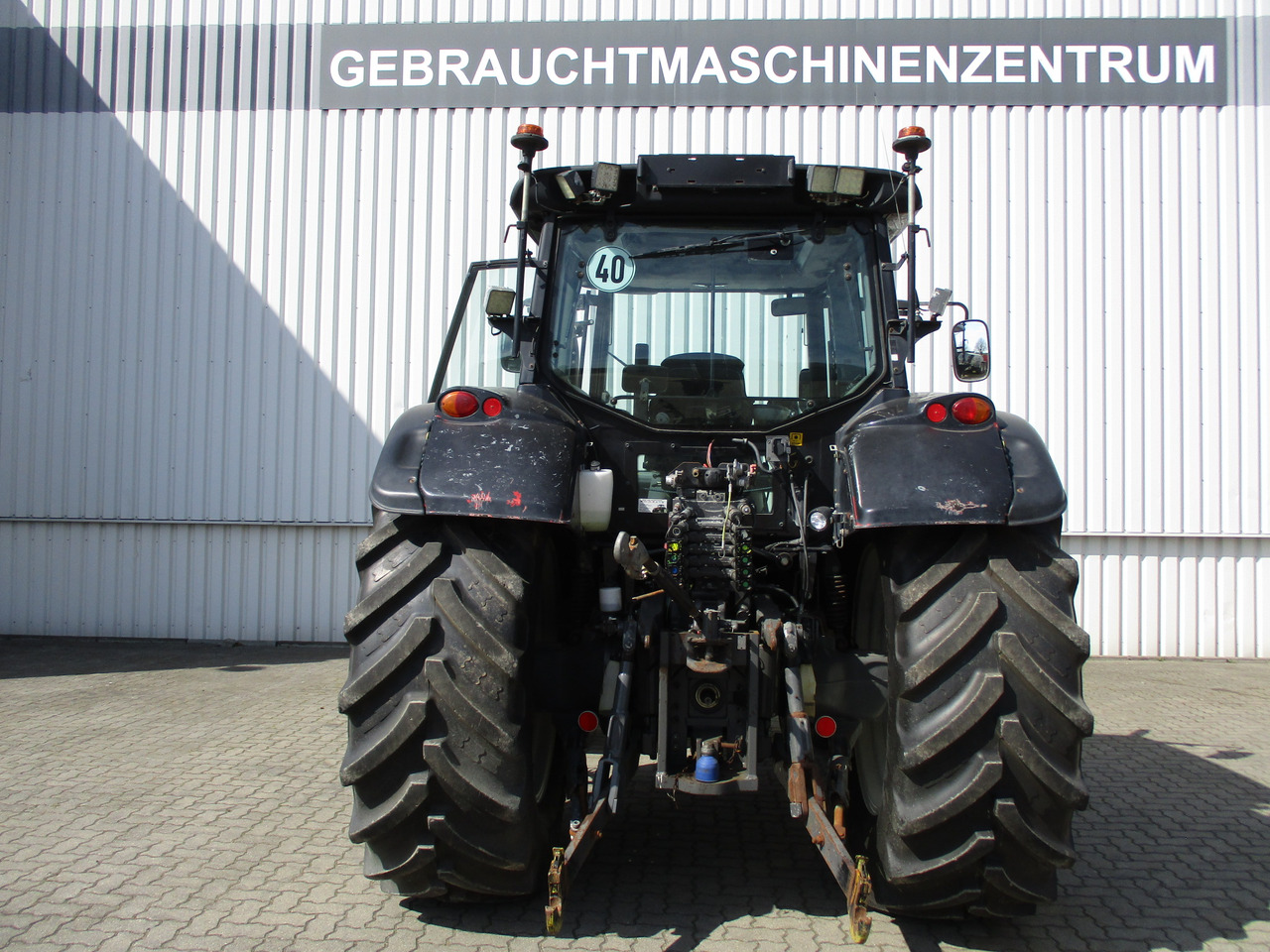 Farm tractor Valtra T 213: picture 16