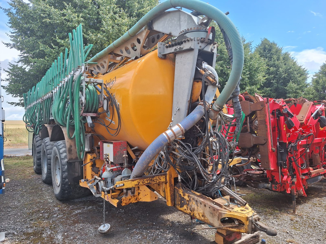 Veenhuis SP25000 - Fertilizing equipment: picture 1 Veenhuis SP25000 - Fertilizing equipment: picture 1