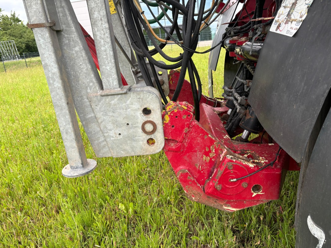 Fertilizer spreader Vredo VT 7138   SWINGMAX36 Gestänge: picture 7