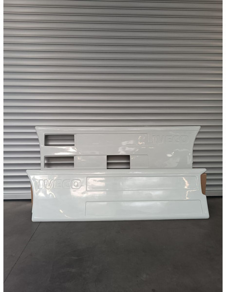 Iveco Stralis AS / AT / AD - Euro3 - Bumper: picture 2 Iveco Stralis AS / AT / AD - Euro3 - Bumper: picture 2