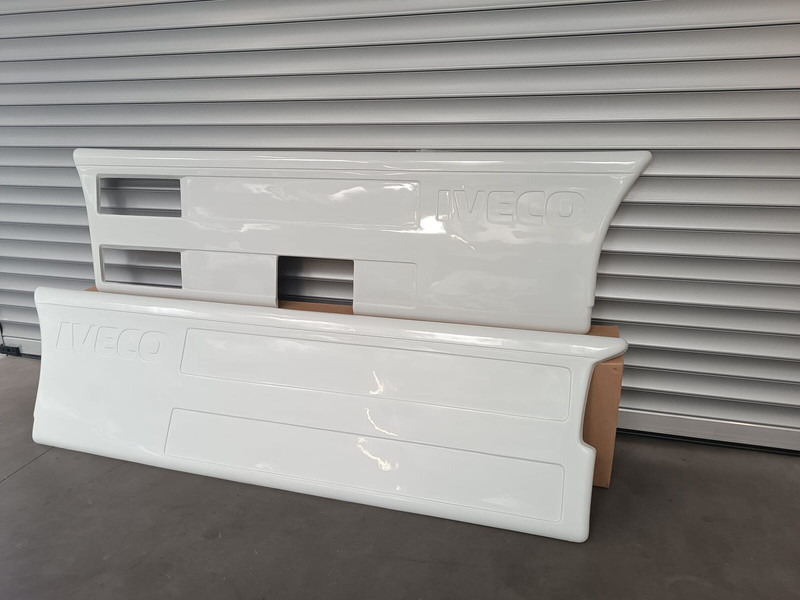 Iveco Stralis AS / AT / AD - Euro3 - Bumper: picture 4 Iveco Stralis AS / AT / AD - Euro3 - Bumper: picture 4