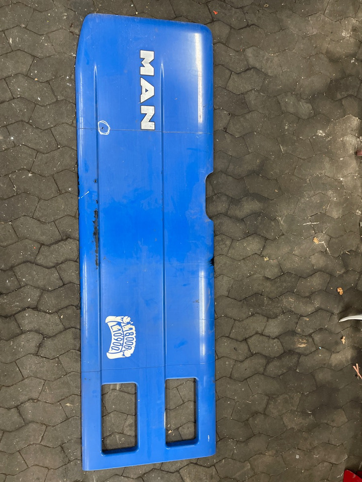 MAN SIDE PANEL 81.41680-0040 - Body and exterior for Truck: picture 1 MAN SIDE PANEL 81.41680-0040 - Body and exterior for Truck: picture 1