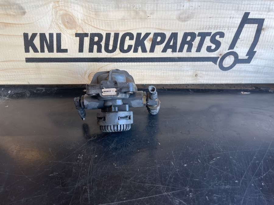 MERCEDES VALVE A0044296344 - Brake valve for Truck: picture 1 MERCEDES VALVE A0044296344 - Brake valve for Truck: picture 1