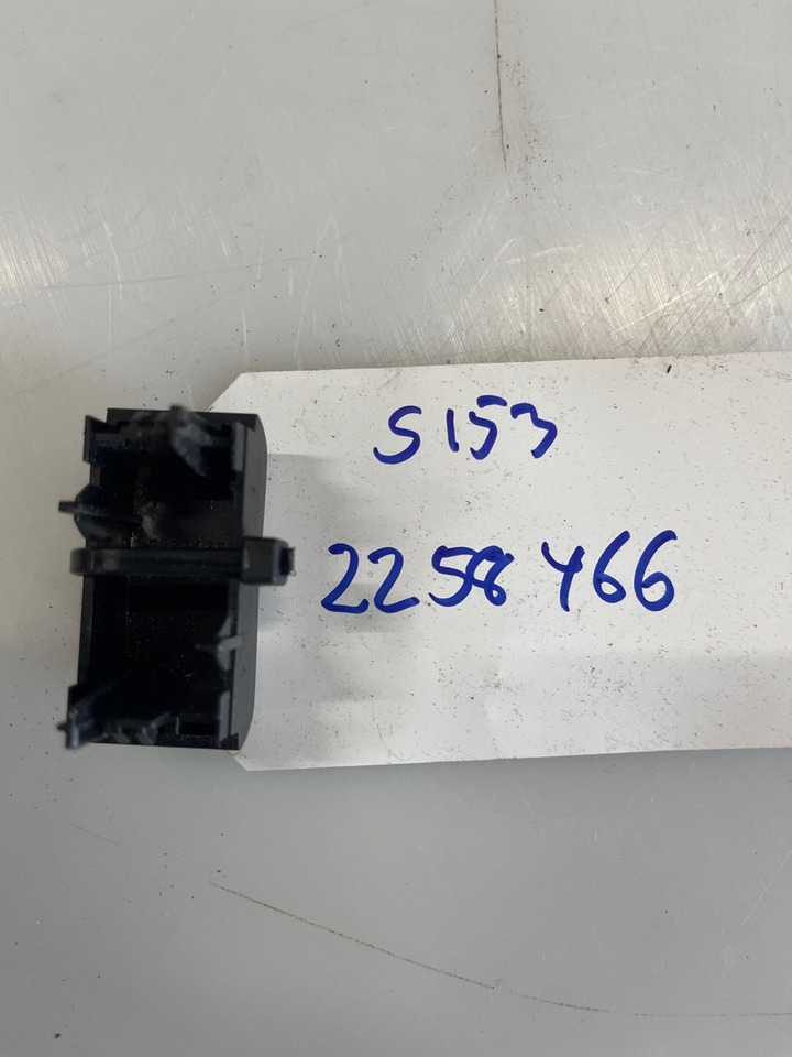 SCANIA DASBOARD COVER 2258466 - Dashboard for Truck: picture 1 SCANIA DASBOARD COVER 2258466 - Dashboard for Truck: picture 1