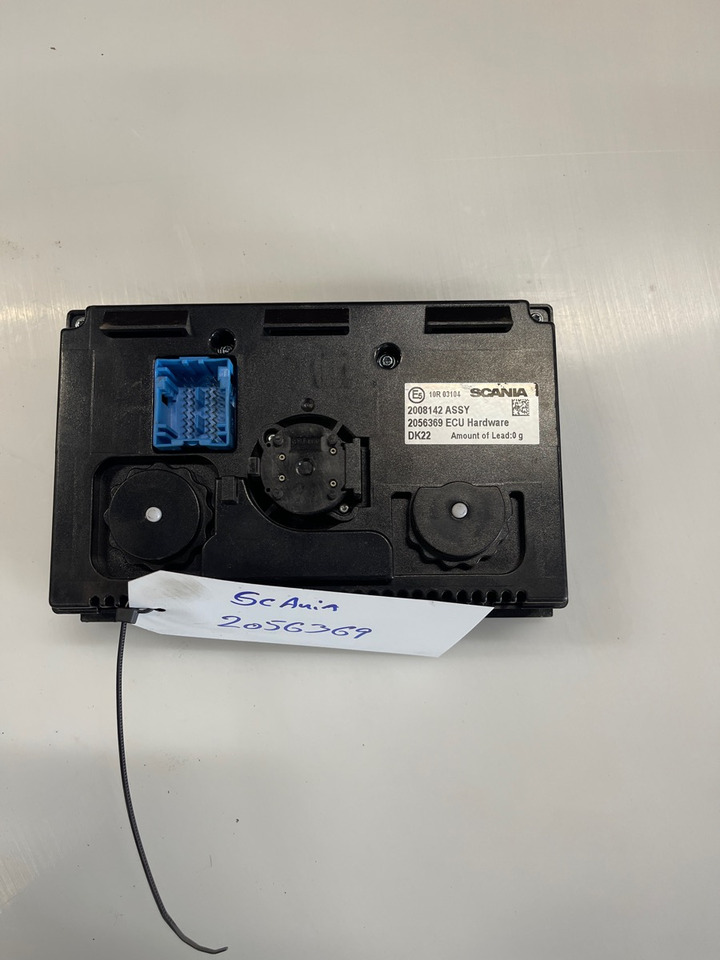 SCANIA HEAT PANEL 2008142 - Dashboard for Truck: picture 1 SCANIA HEAT PANEL 2008142 - Dashboard for Truck: picture 1