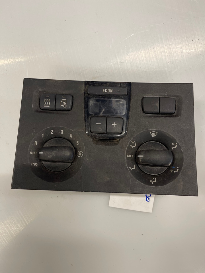 SCANIA HEAT PANEL 2040484 - Dashboard for Truck: picture 2 SCANIA HEAT PANEL 2040484 - Dashboard for Truck: picture 2