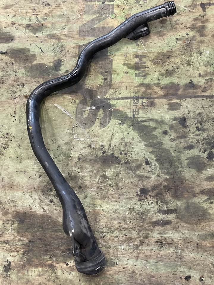 SCANIA OIL PIPE 2334702 - Engine and parts for Truck: picture 1 SCANIA OIL PIPE 2334702 - Engine and parts for Truck: picture 1