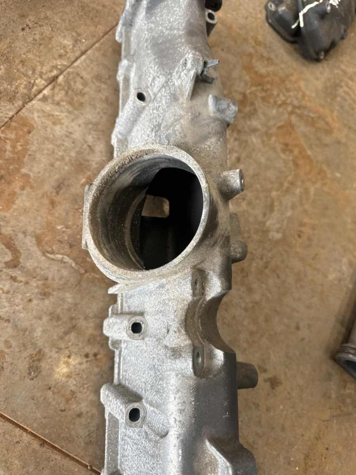 SCANIA PIPE 2350395 - Engine and parts for Truck: picture 2 SCANIA PIPE 2350395 - Engine and parts for Truck: picture 2